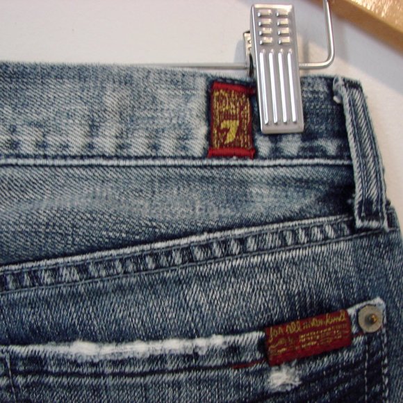 7 For All Mankind Dojo Cropped Capri Flare Leg Distressed Jeans Size 27 - Picture 11 of 15